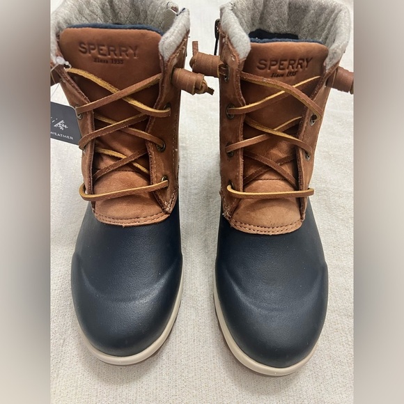 Sperry Shoes - NEW SPERRY Women’s Maritime Repel Snow Boots Tan/Navy With Thinsulat -Size 5